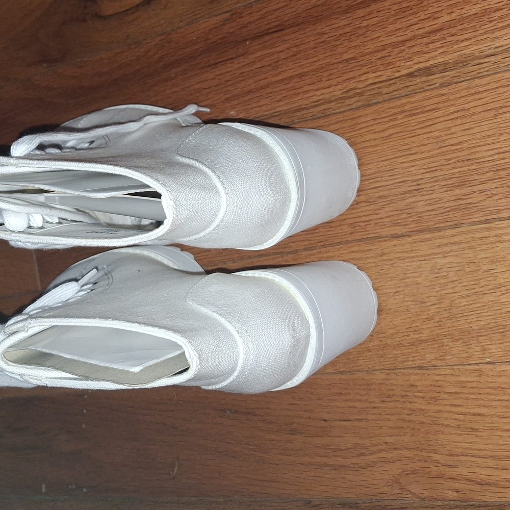 H&M White Women's High-Top Sneakers - Picture 5 of 9